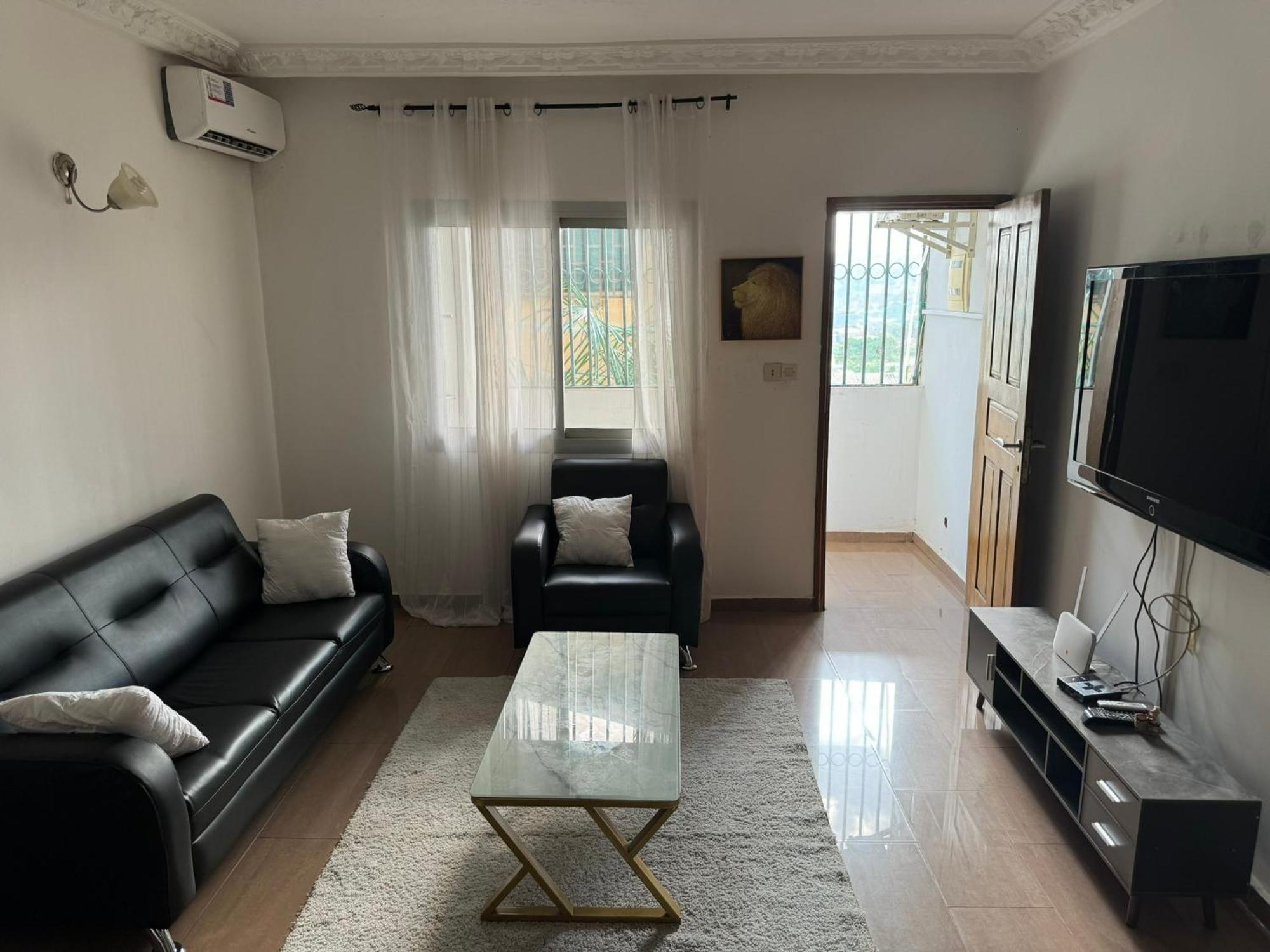 Appartements Modernes, Wifi, Tv - Yaounde, Omnisports Exterior foto