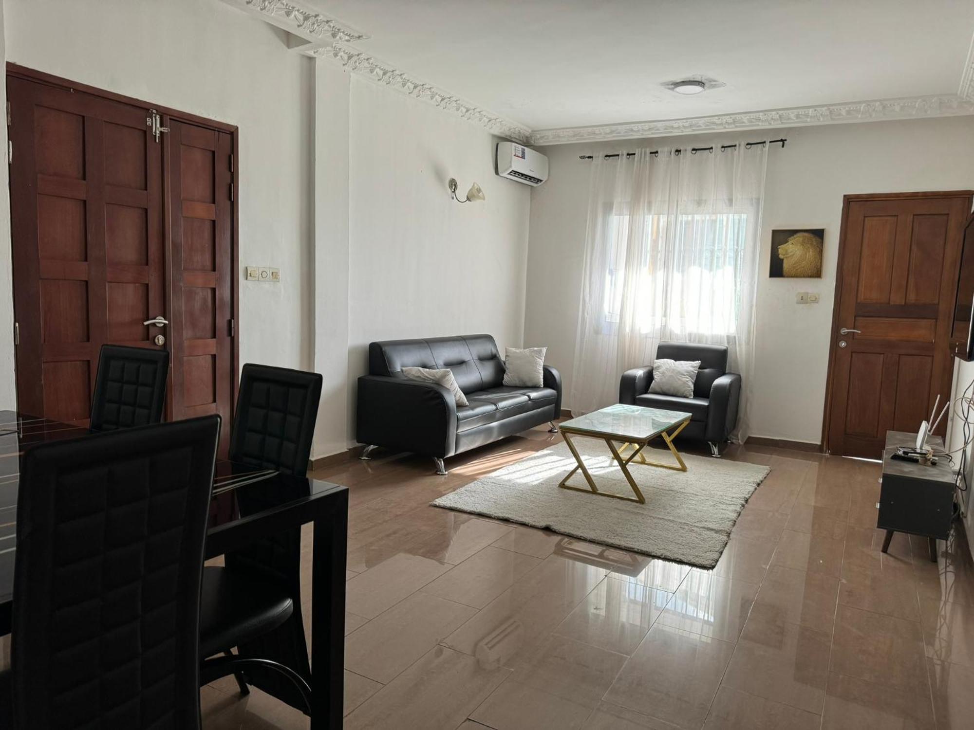 Appartements Modernes, Wifi, Tv - Yaounde, Omnisports Exterior foto