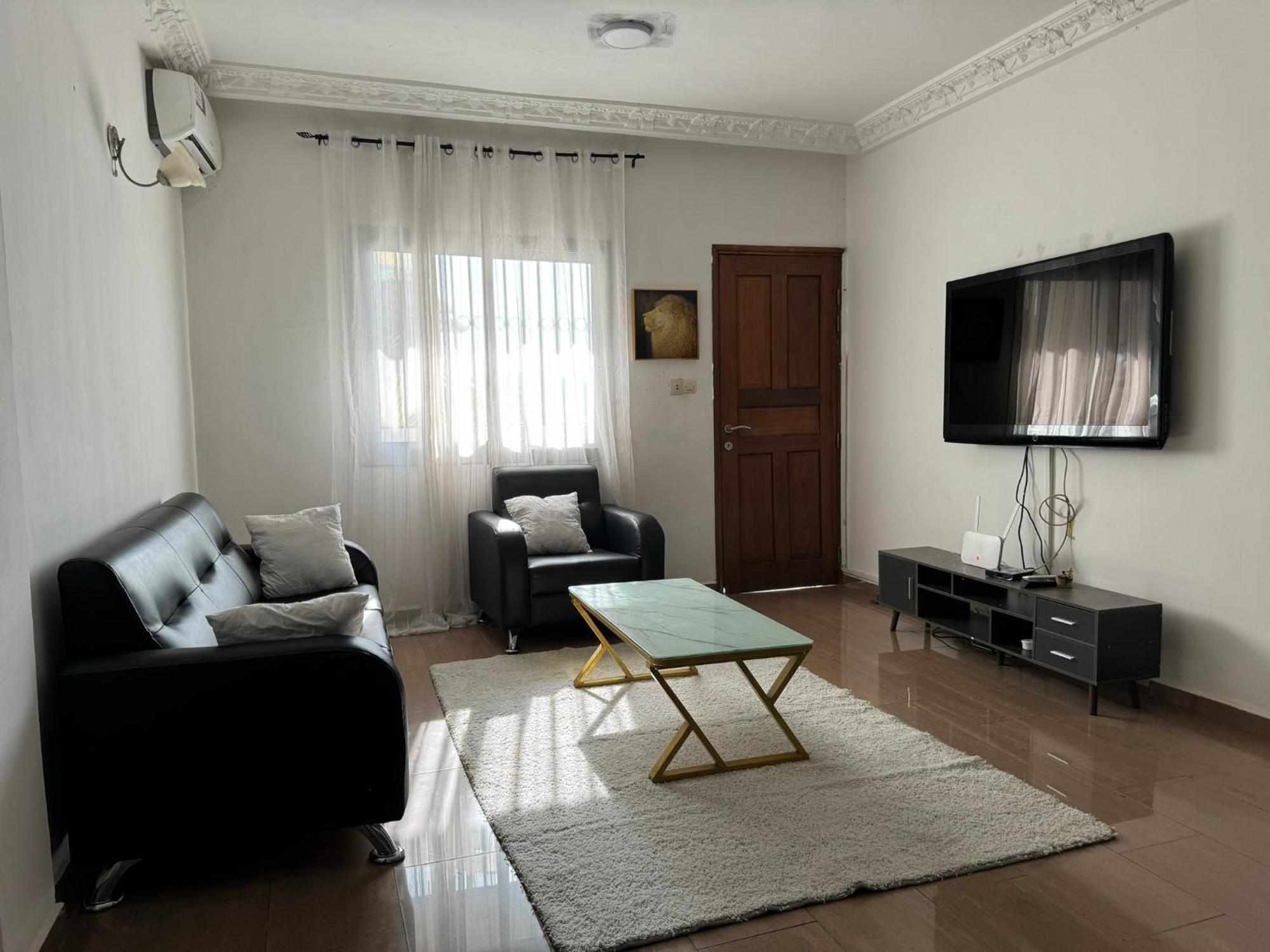Appartements Modernes, Wifi, Tv - Yaounde, Omnisports Exterior foto